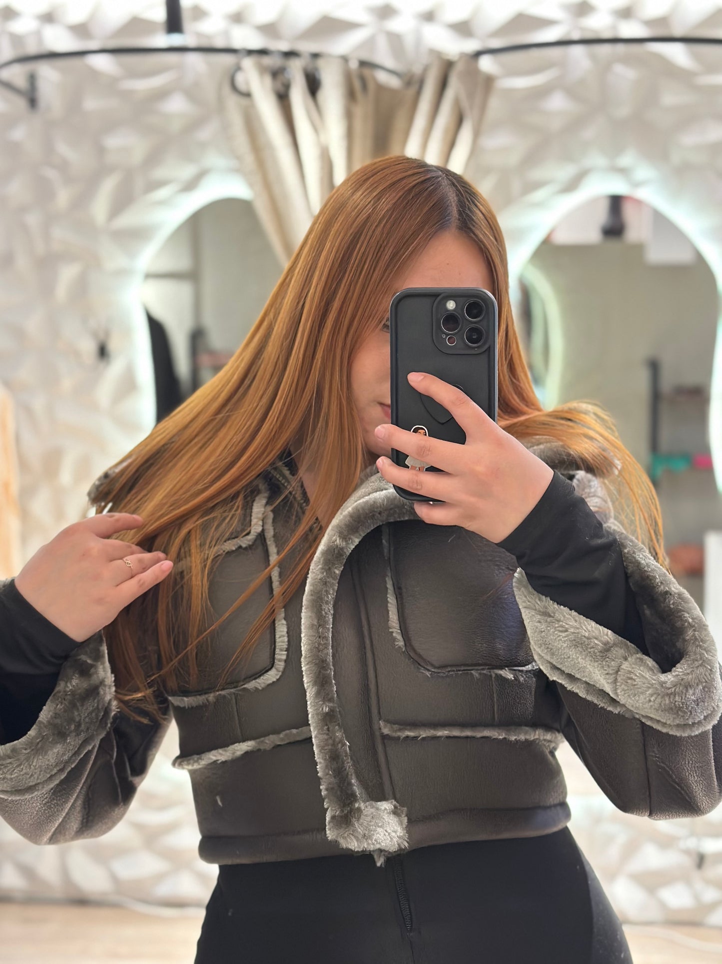 Chaqueta, peluda, 159,900 💕